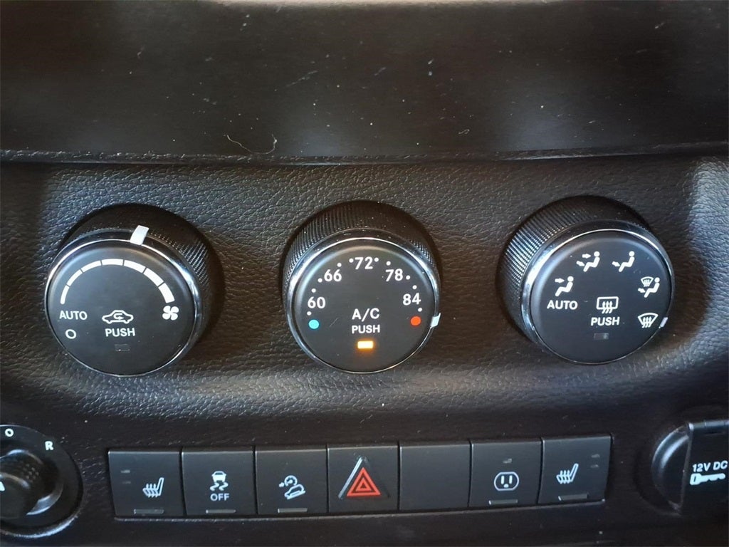 2015 Jeep Wrangler Unlimited Sahara Altitude