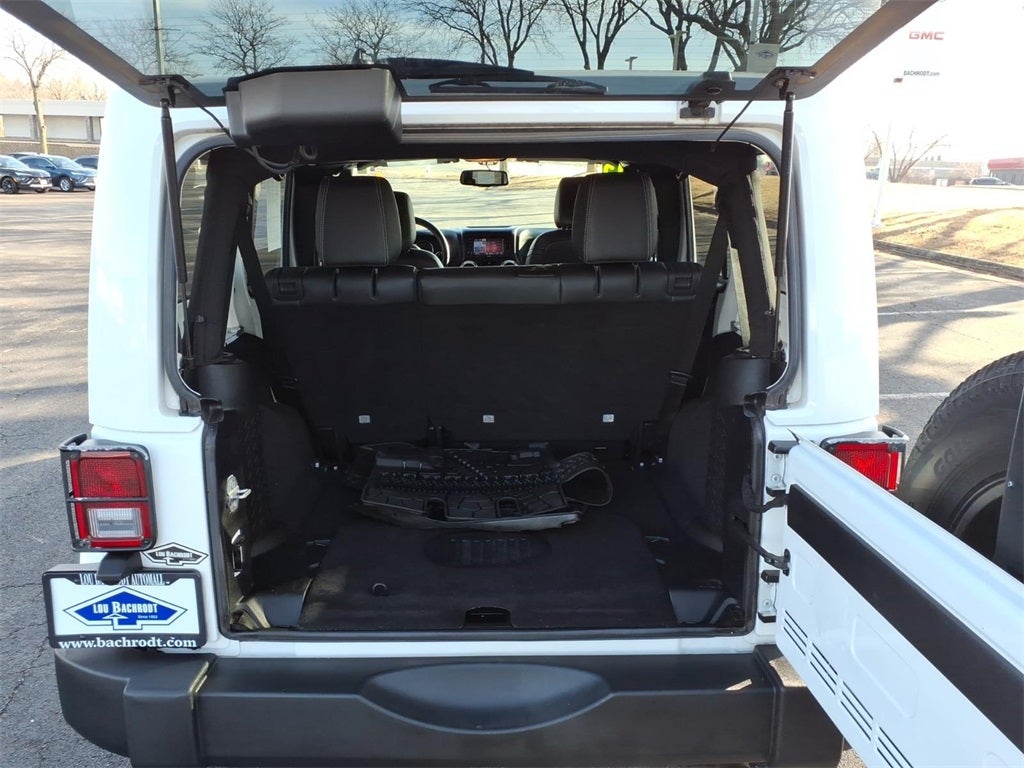 2015 Jeep Wrangler Unlimited Sahara Altitude