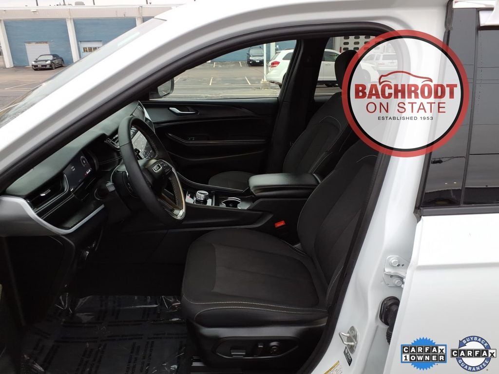 2024 Jeep Grand Cherokee L Laredo