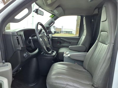 2017 Chevrolet Express 3500 Work Van Cargo