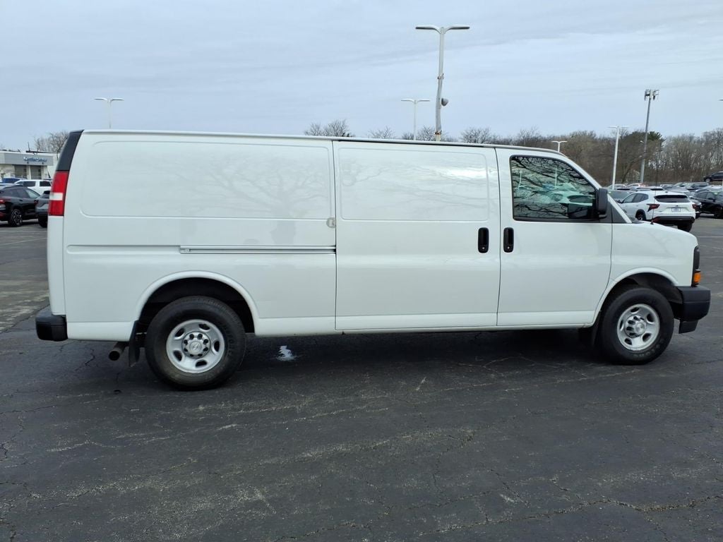 2017 Chevrolet Express 3500 Work Van Cargo
