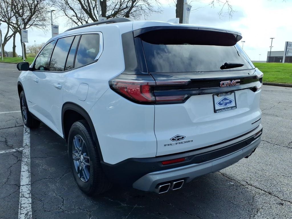 2025 GMC Acadia Elevation