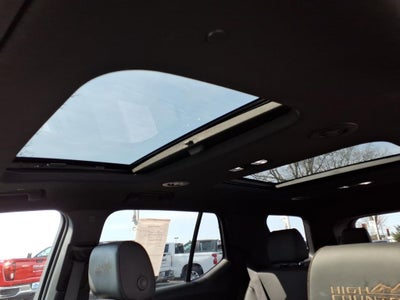 2023 Chevrolet Traverse High Country