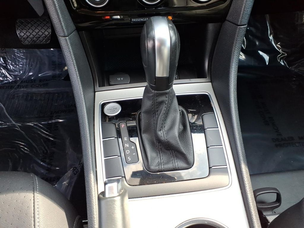 2022 Volkswagen Passat 2.0T SE