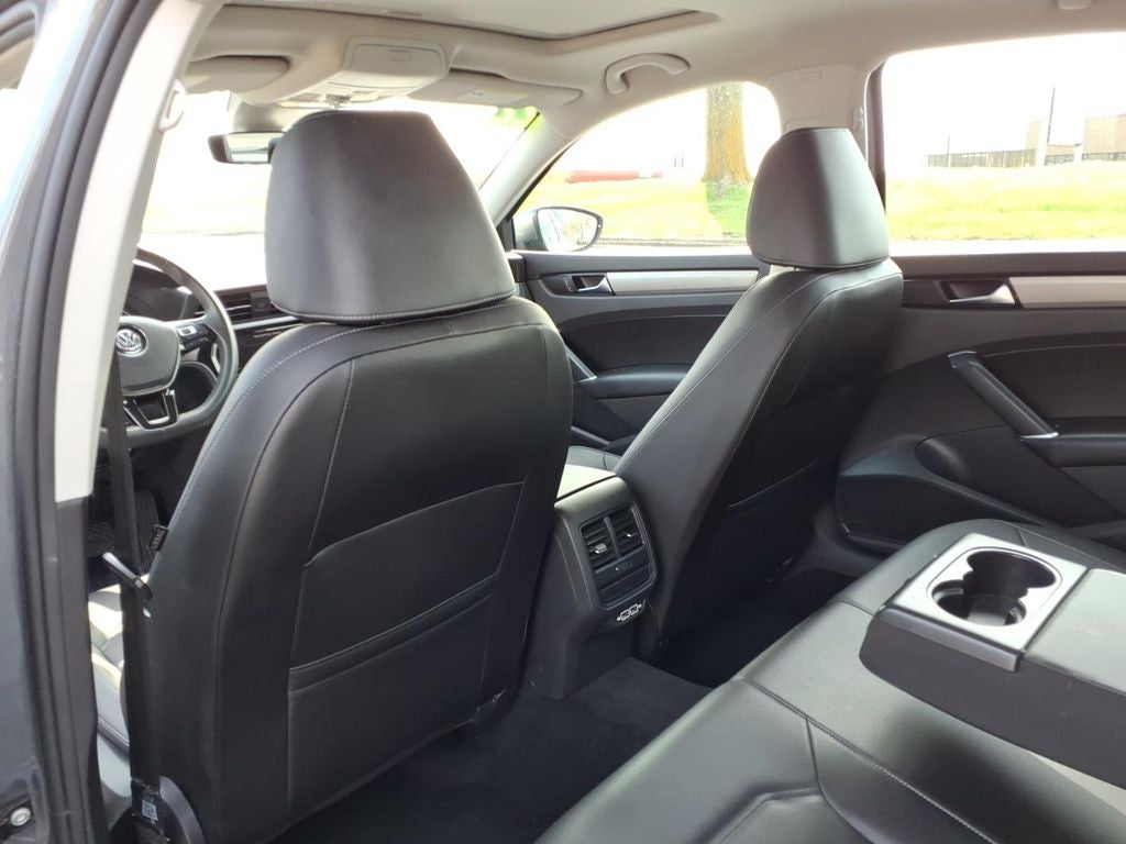 2022 Volkswagen Passat 2.0T SE