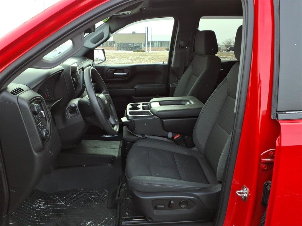 2022 Chevrolet Silverado 1500 Custom Trail Boss