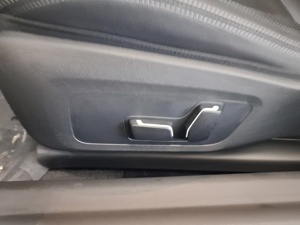 2025 BMW M240i M240i