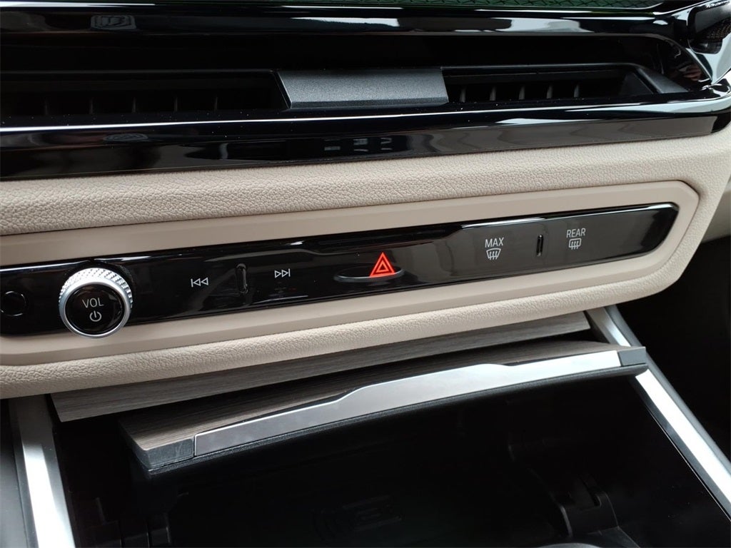 2025 BMW 330i 330i xDrive