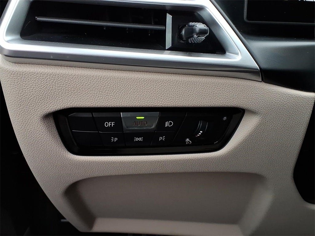 2025 BMW 330i 330i xDrive