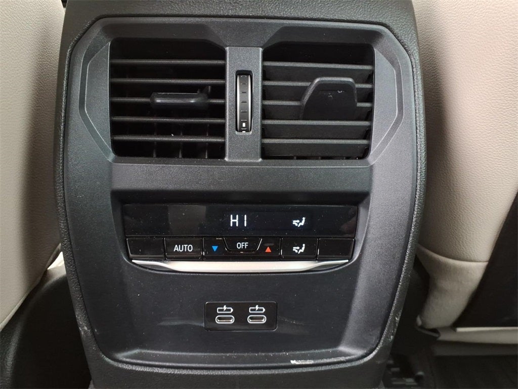 2025 BMW 330i 330i xDrive