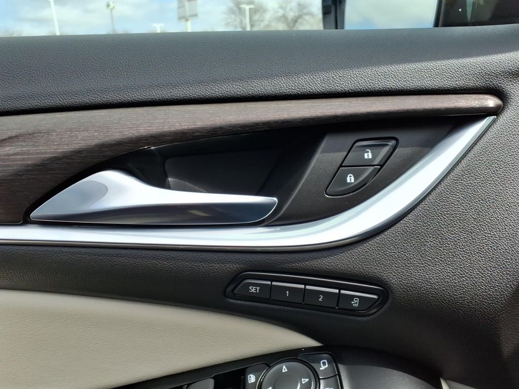 2024 Buick Enclave Avenir