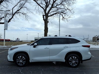 2023 Toyota Highlander Hybrid XLE