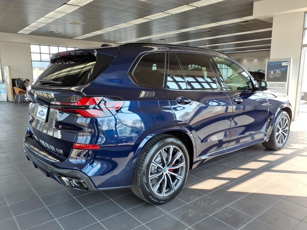 2026 BMW X5 M60i