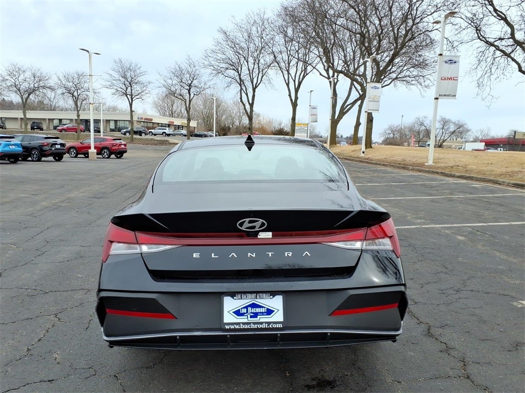 2024 Hyundai Elantra SEL