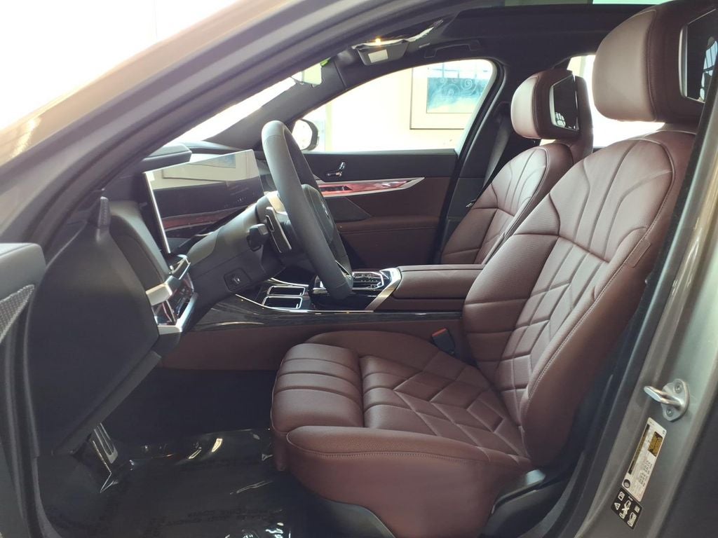 2026 BMW 7 Series 740i xDrive