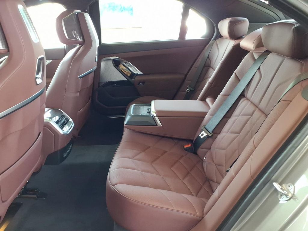 2026 BMW 7 Series 740i xDrive