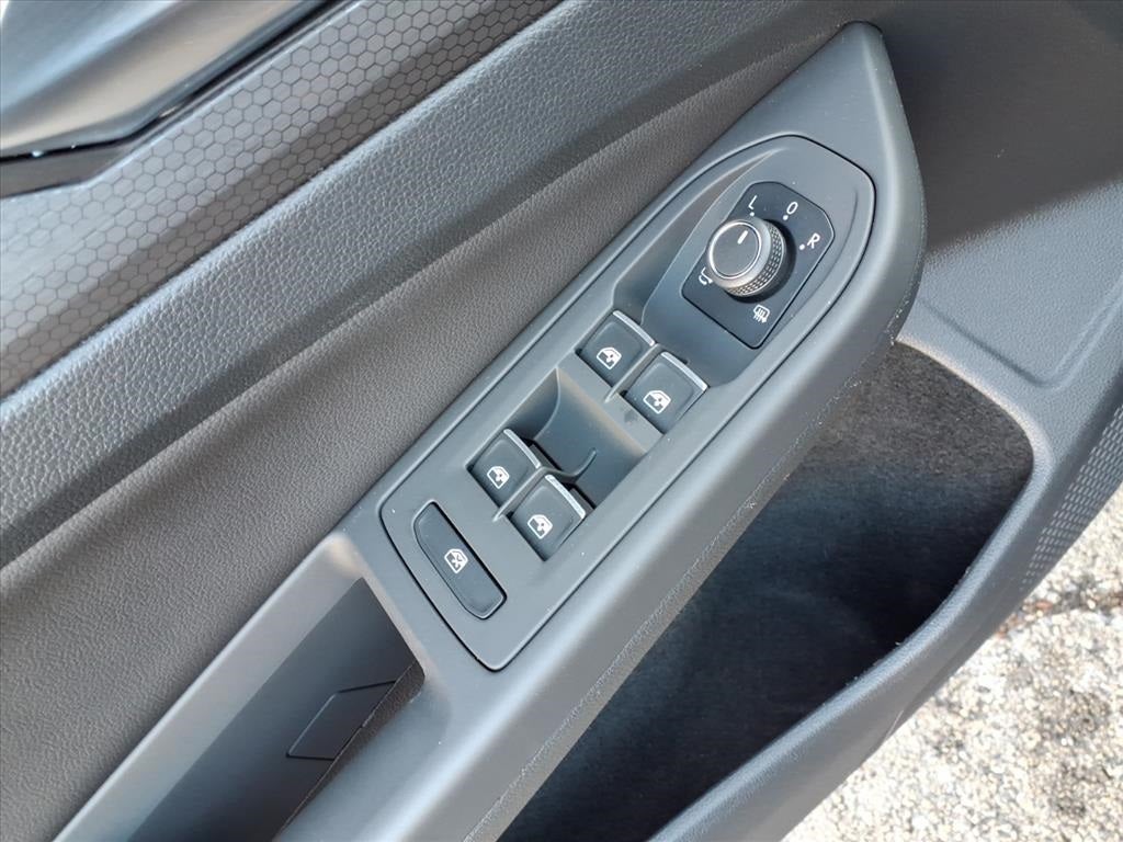 2024 Volkswagen Golf GTI Autobahn