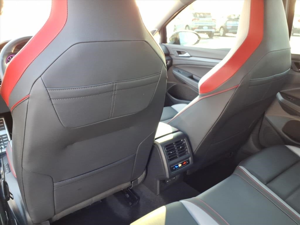 2024 Volkswagen Golf GTI Autobahn