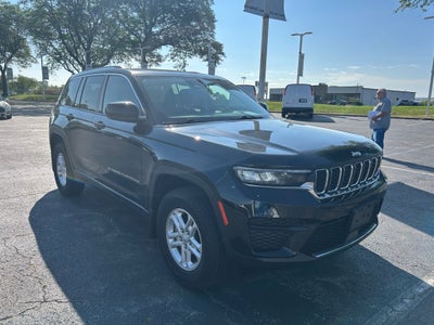 2022 Jeep Grand Cherokee Laredo