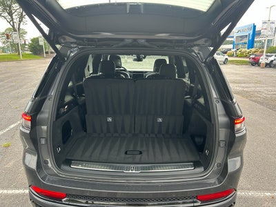 2024 Jeep Grand Cherokee L Summit