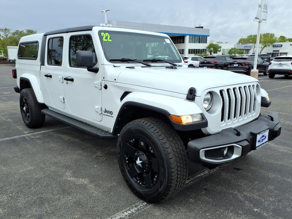 2022 Jeep Gladiator Overland's photo