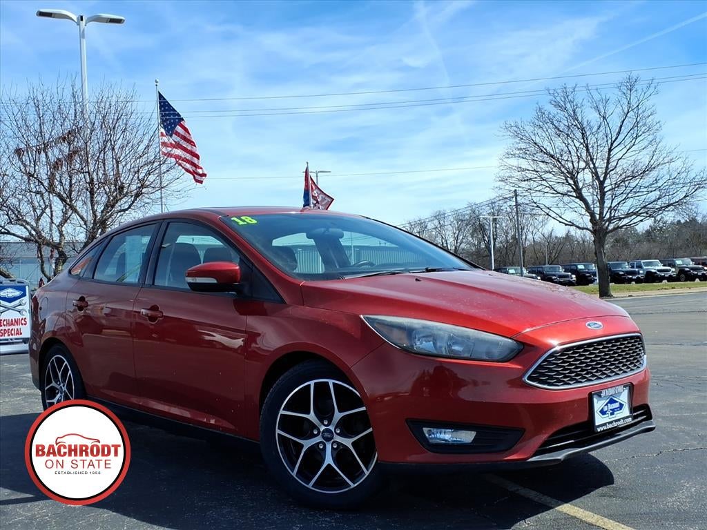 2018 Ford Focus Sedan SEL's photo