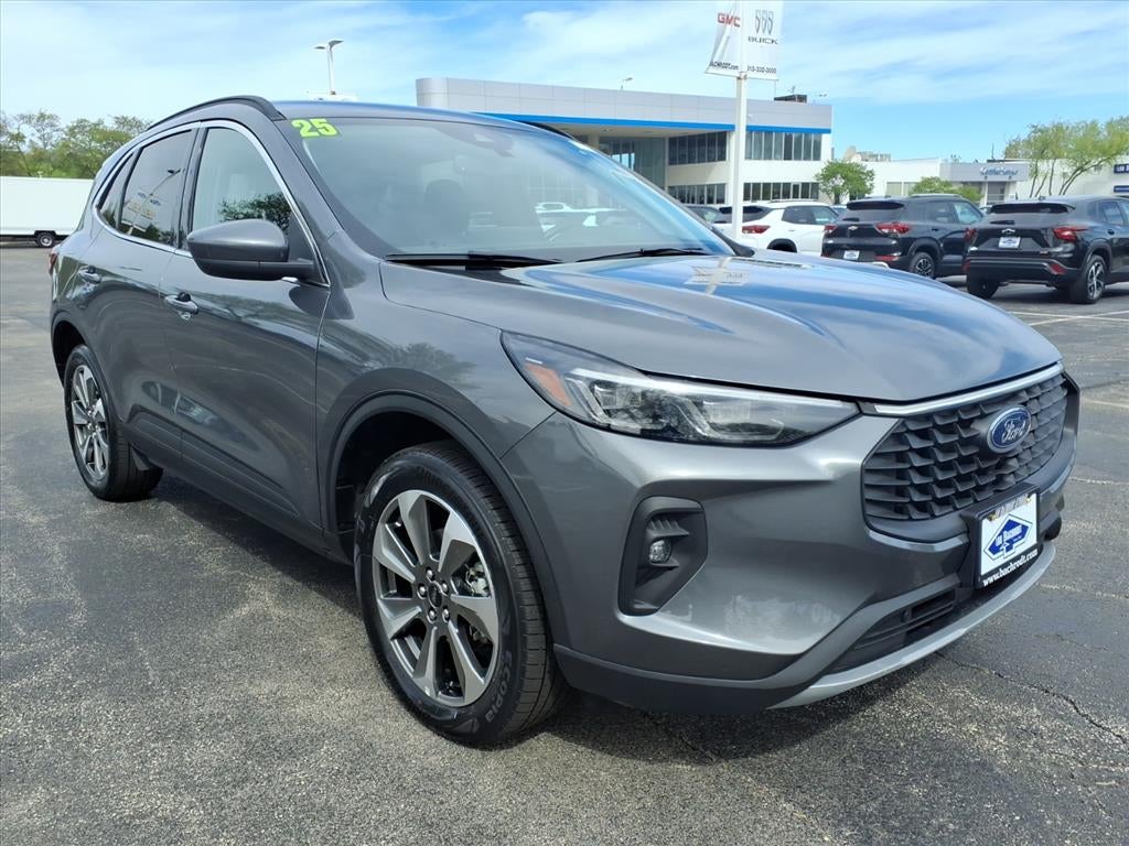 2025 Ford Escape Platinum