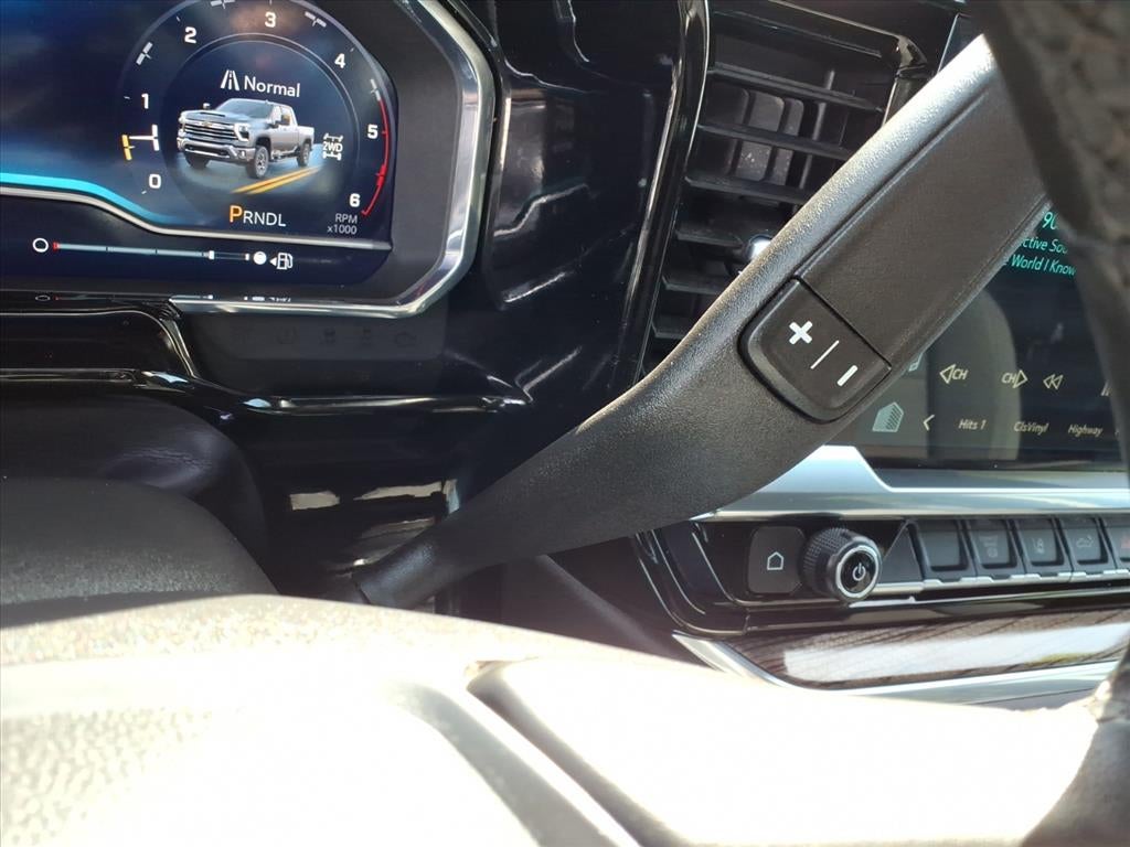 2025 Chevrolet Silverado LT
