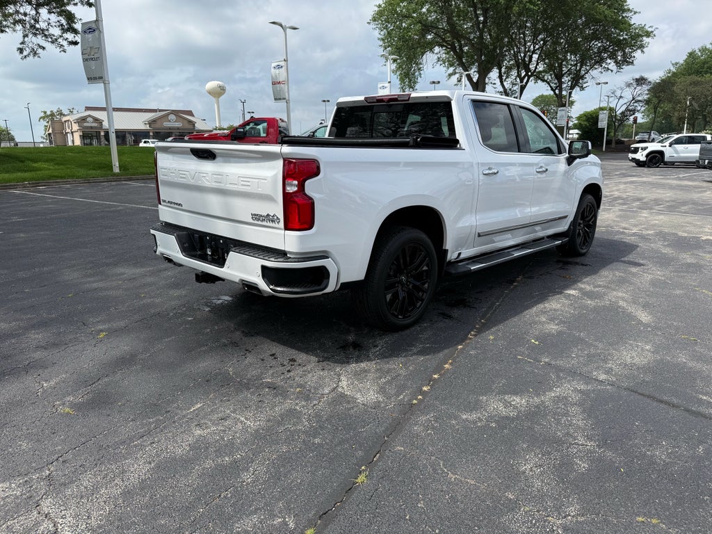 2022 Chevrolet Silverado High Country