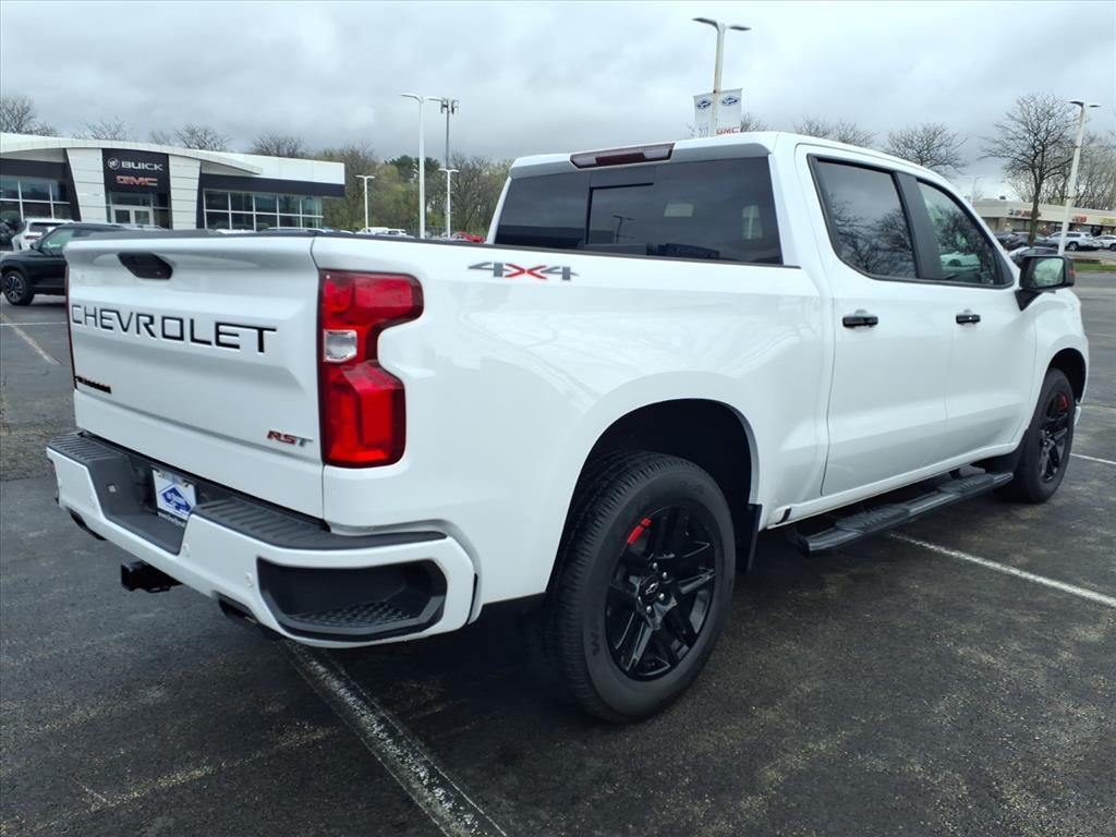 2021 Chevrolet Silverado RST
