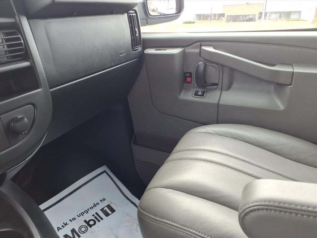 2017 Chevrolet Express Work Van