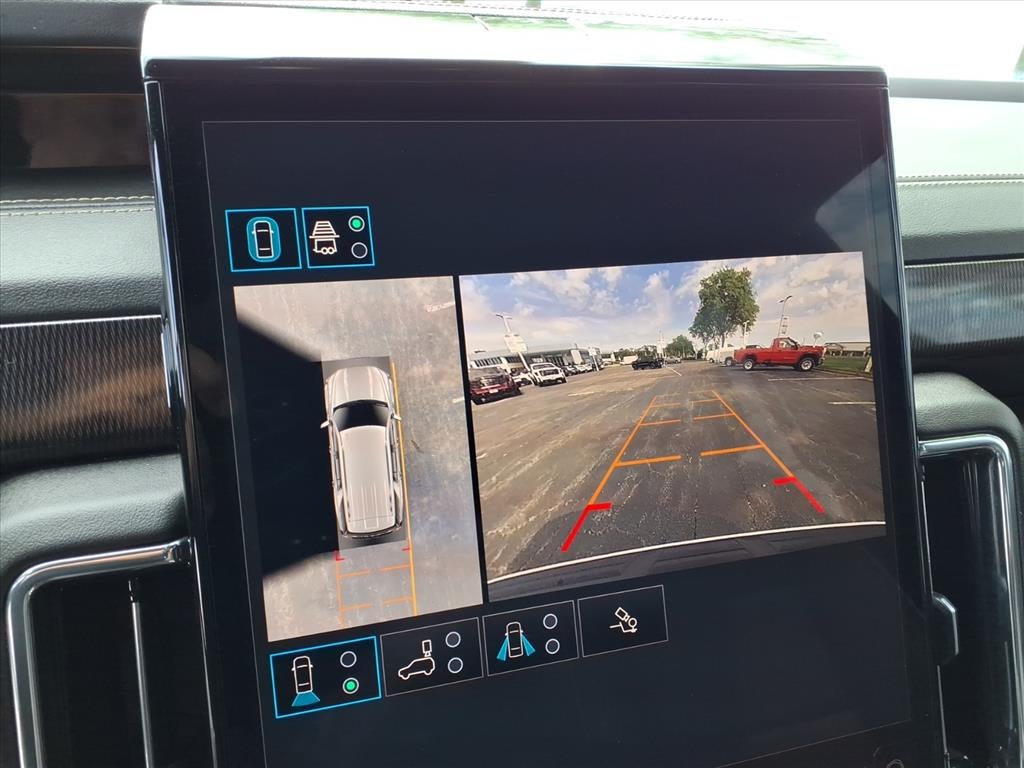 2025 GMC Yukon Elevation