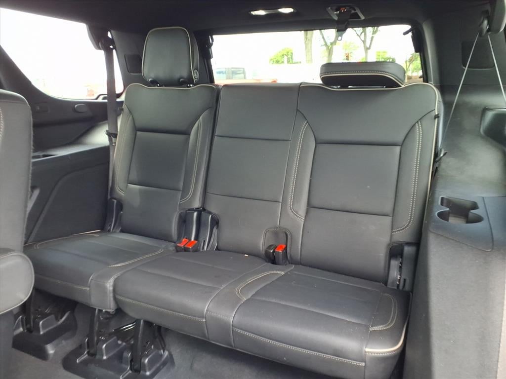 2025 GMC Yukon Elevation