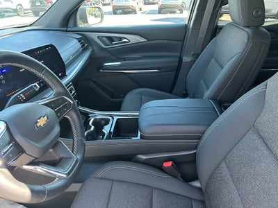 2026 Chevrolet Traverse FWD LT