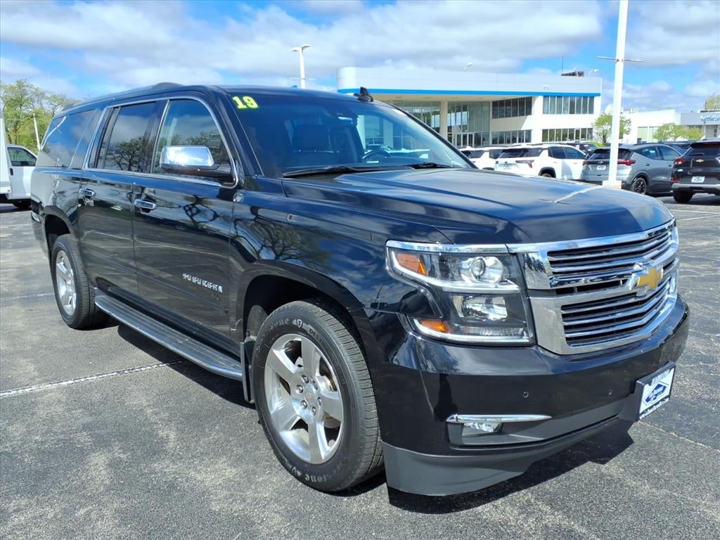 2019 Chevrolet Suburban 4WD 1500 Premier's photo
