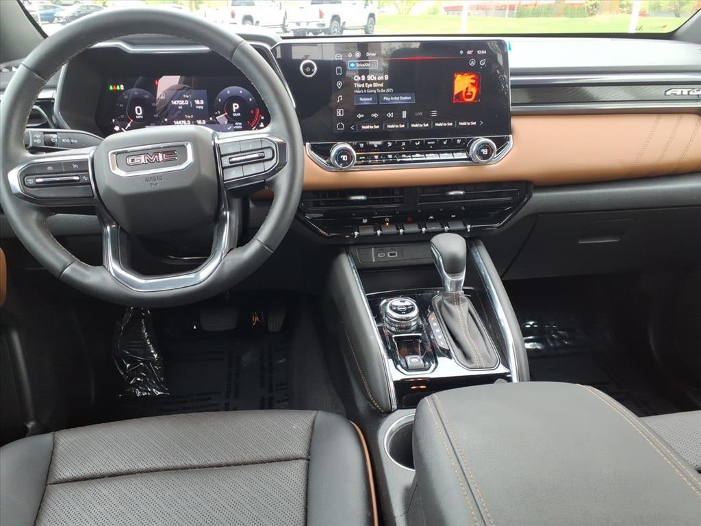 2024 GMC Canyon 4WD AT4