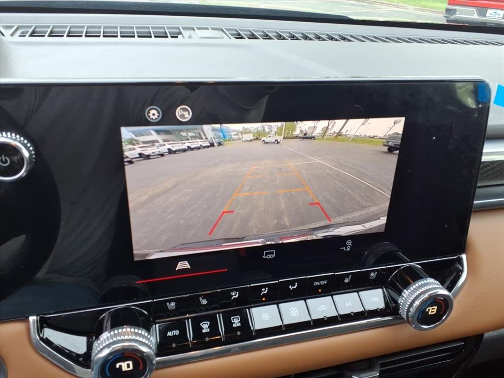 2024 GMC Canyon 4WD AT4