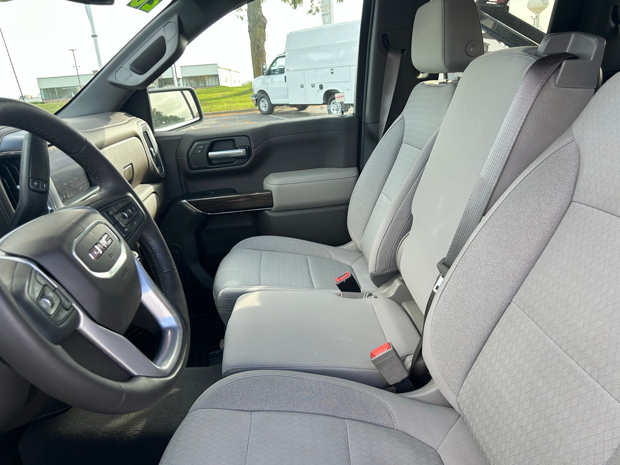 2020 GMC Sierra SLE