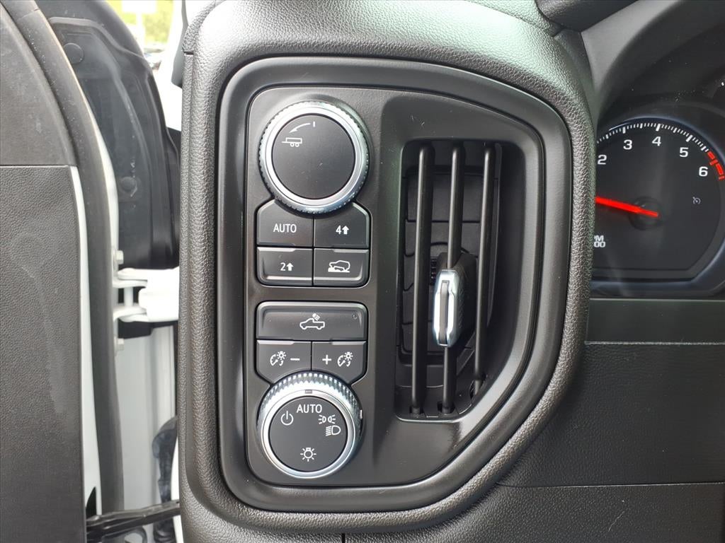 2024 GMC Sierra Pro