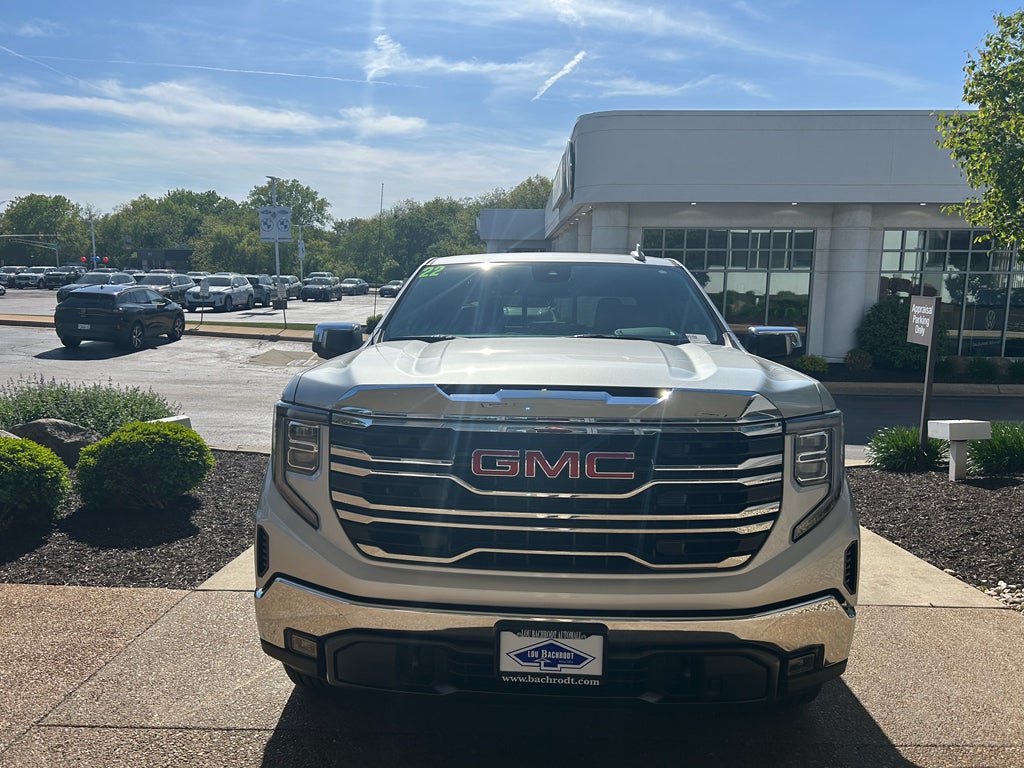 2022 GMC Sierra SLT