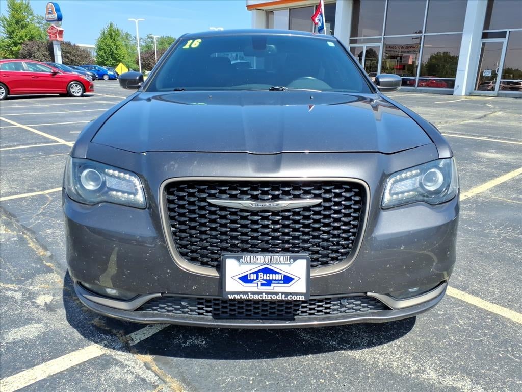 2016 Chrysler 300S 300S Alloy Edition