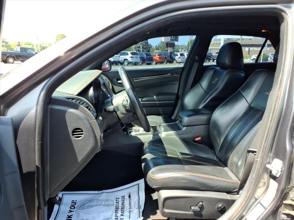2016 Chrysler 300S 300S Alloy Edition