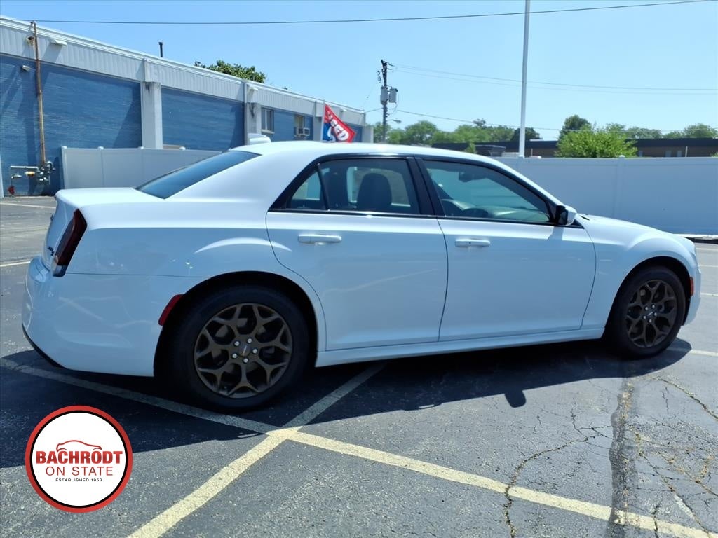 2016 Chrysler 300S 300S Alloy Edition