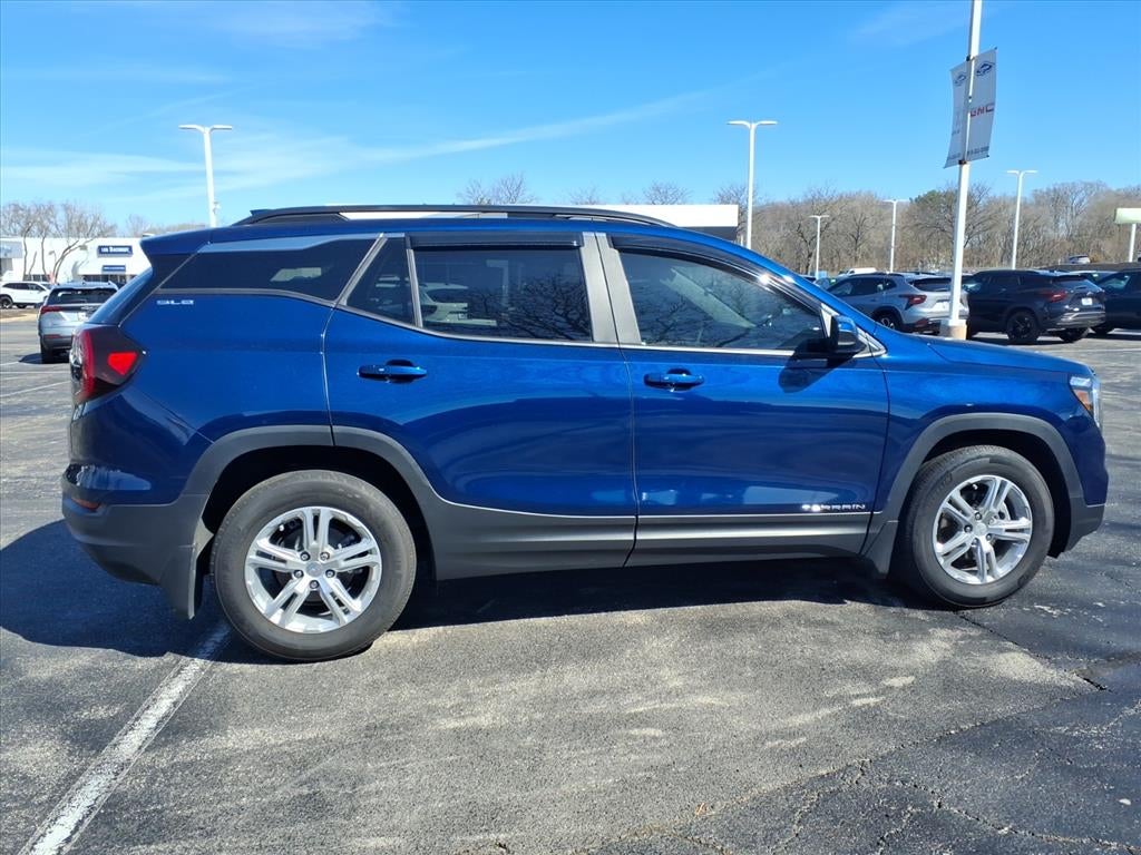 2023 GMC Terrain SLE