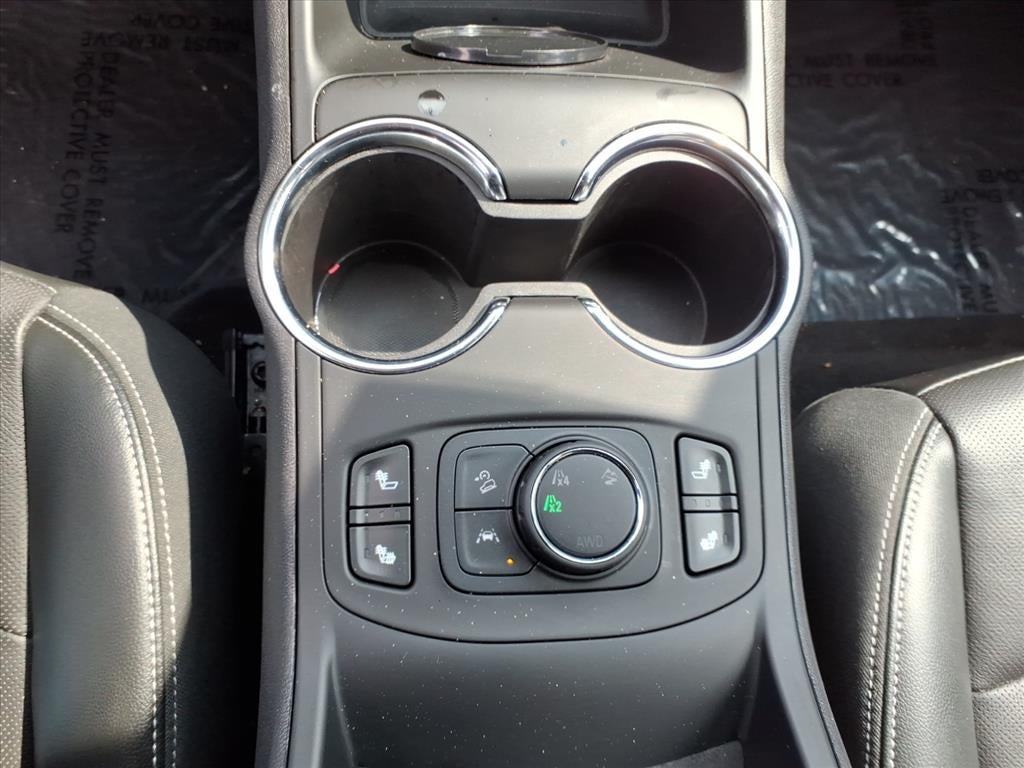 2024 GMC Terrain SLT - Photo 13