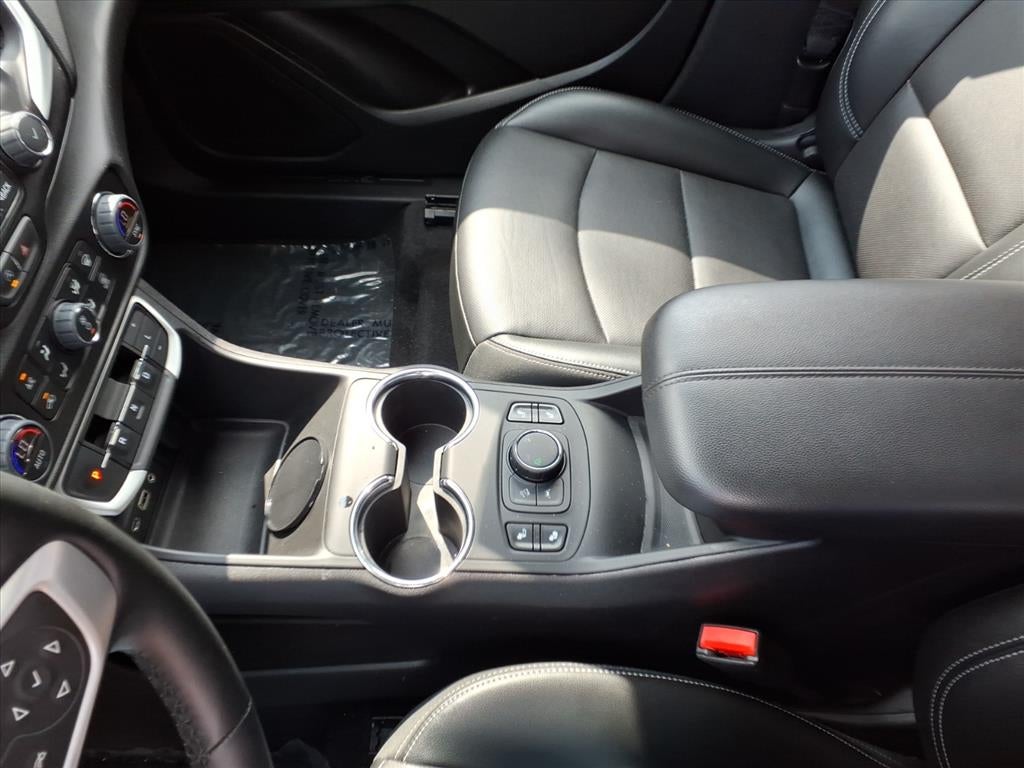 2024 GMC Terrain SLT - Photo 14