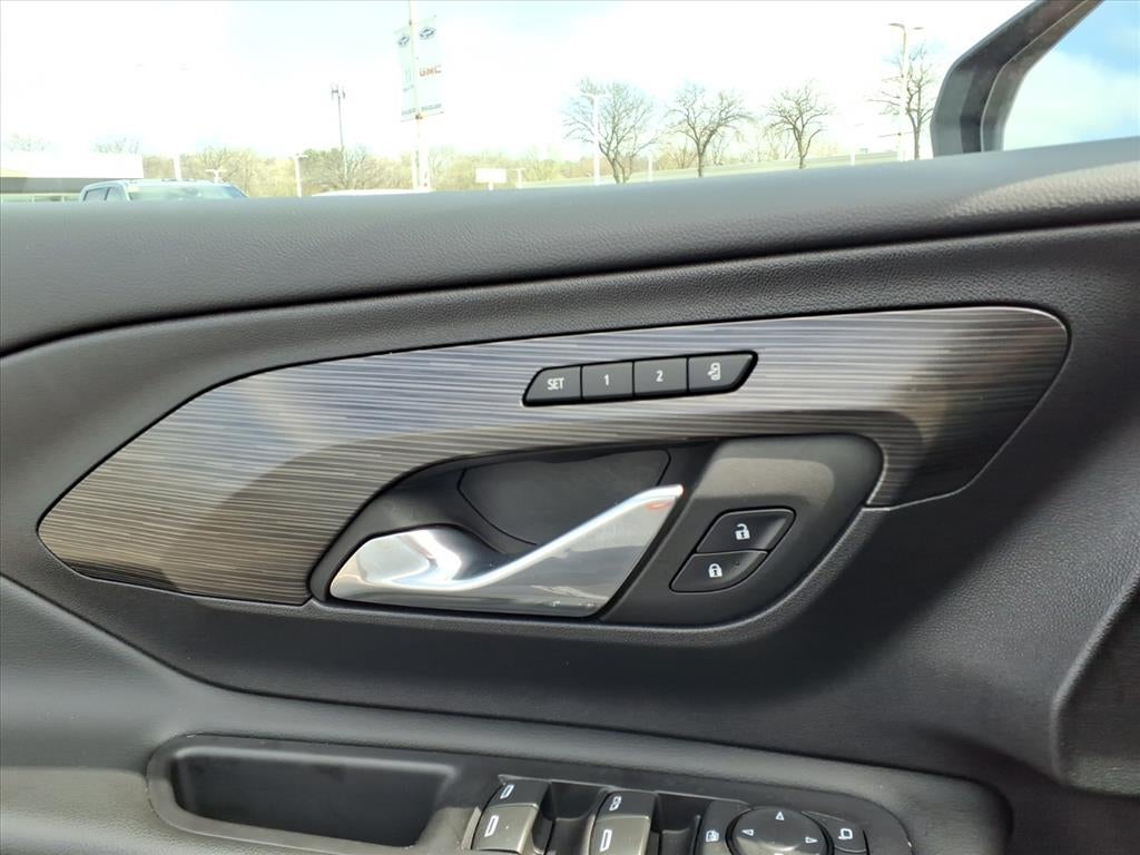 2024 GMC Terrain SLT - Photo 15
