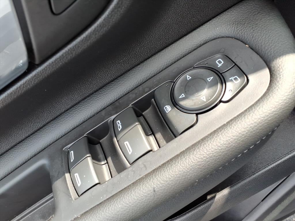 2024 GMC Terrain SLT - Photo 16