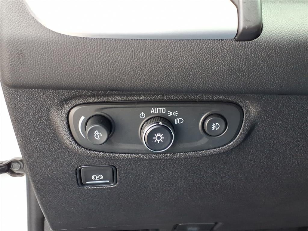 2024 GMC Terrain SLT - Photo 17