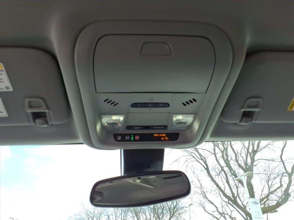 2024 GMC Terrain SLT - Photo 23
